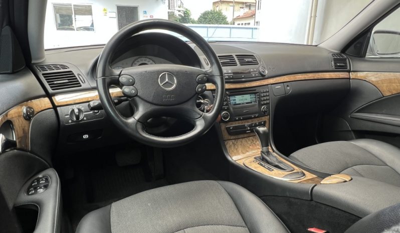 Mercedes-Benz E220 CDi Avantgarde Aut. completo