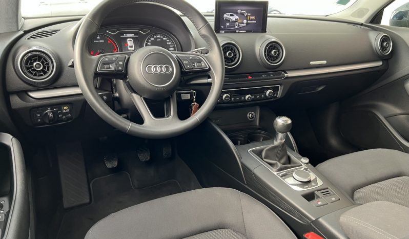 Audi A3 Limousine 1.6 TDi Sport 2018 completo